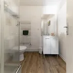 Grande Maison - Centre Apartment
