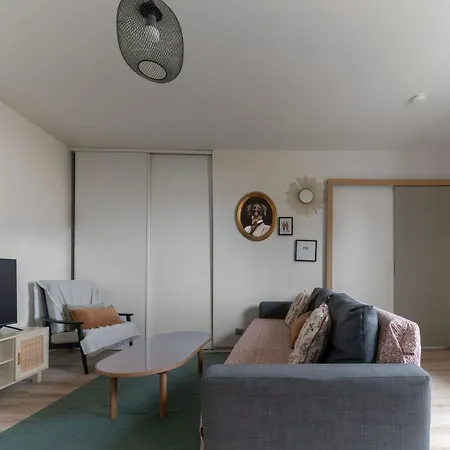 La Grande Maison - Centre Apartment