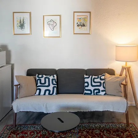 La Grande Maison - Centre Apartment